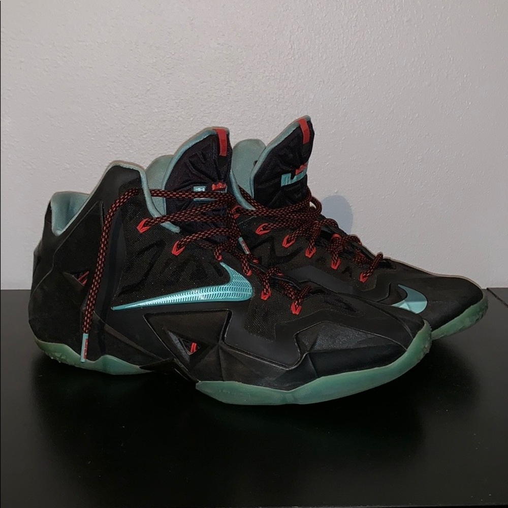 LeBron 11 Defused Jade Basketball Shoes